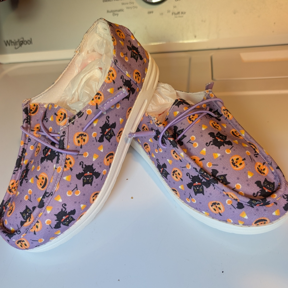 NEW Halloween Spooky Cute Kitty bats Candy Corn Loafers Kawaii Pastel Goth W8/39